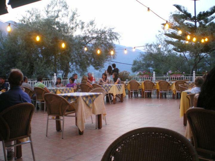Ilios Hotel & Villas Yénion Dış mekan fotoğraf