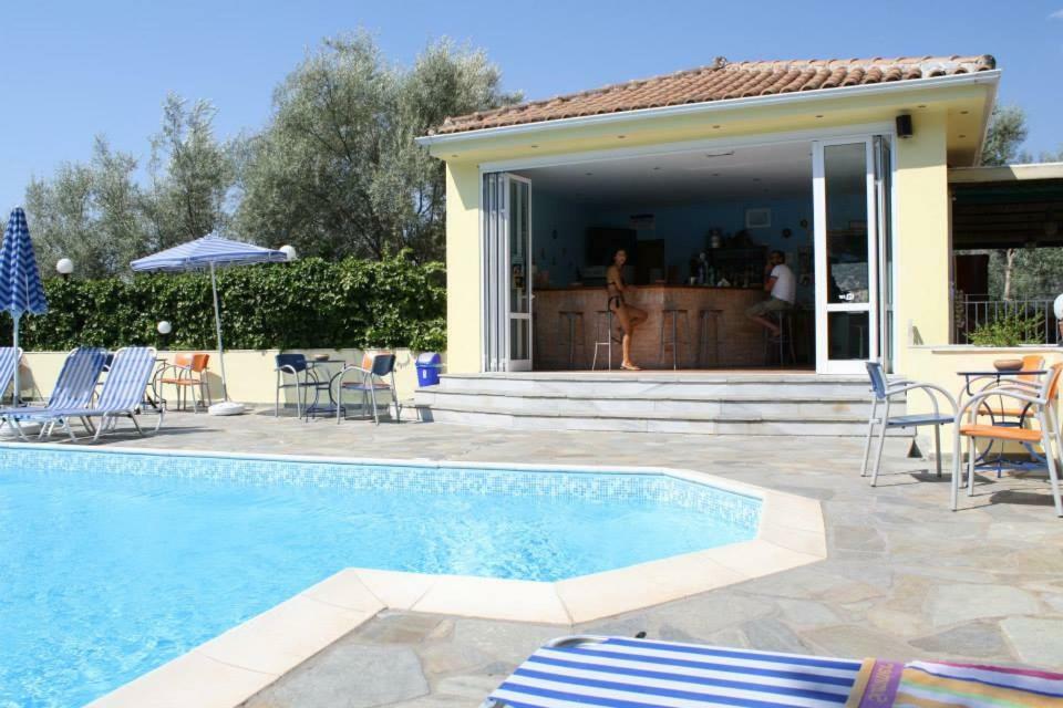Ilios Hotel & Villas Yénion Dış mekan fotoğraf